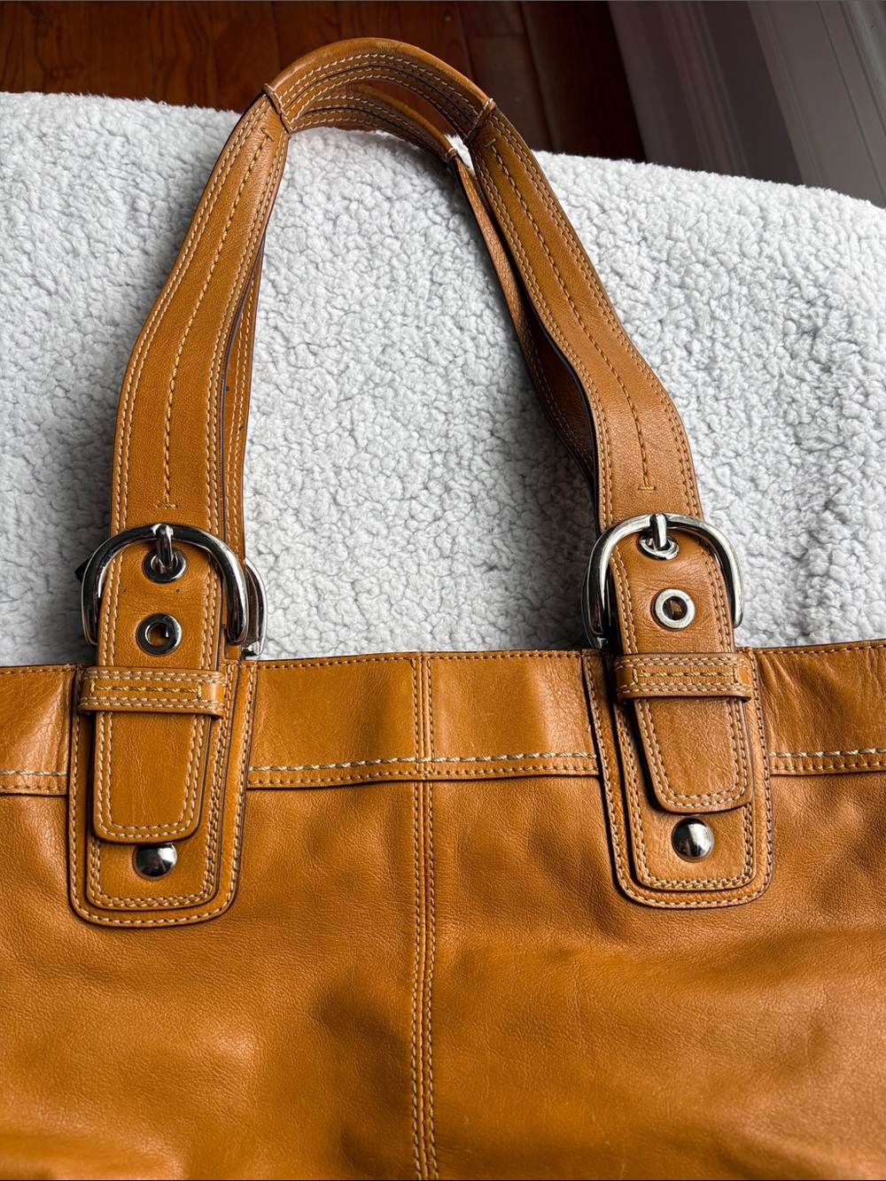 Coach Soho Pleated Saffron/Camel Leather Tote Bag F13732 Y2K with Hangtag Charm - Picture 8 of 16